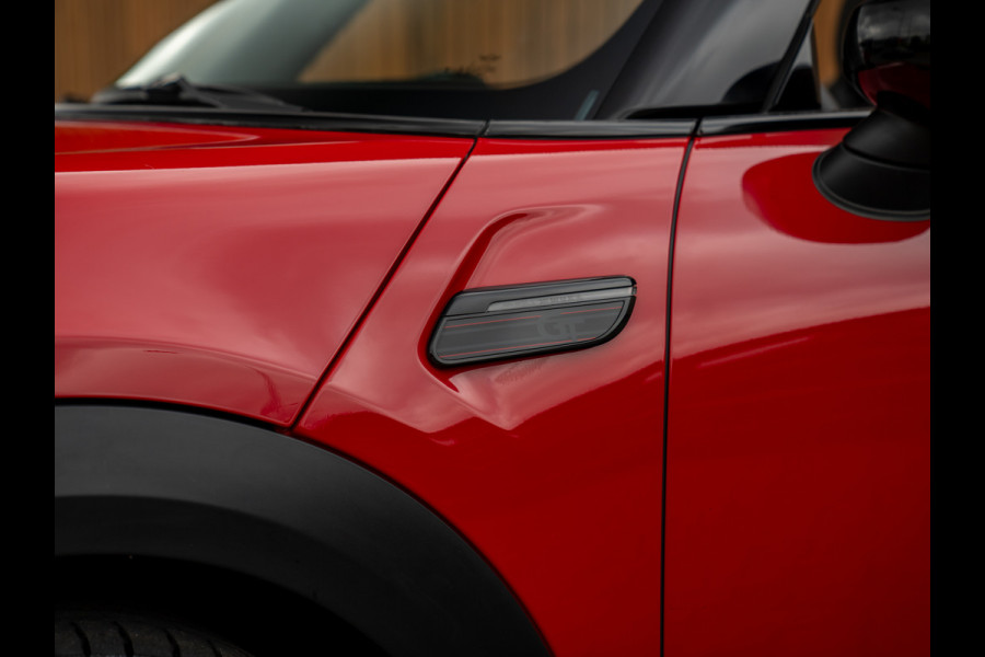 MINI Cabrio 1.5 Cooper Rockingham GT | Alcantara! | JCW Pack | CarPlay | NL-auto