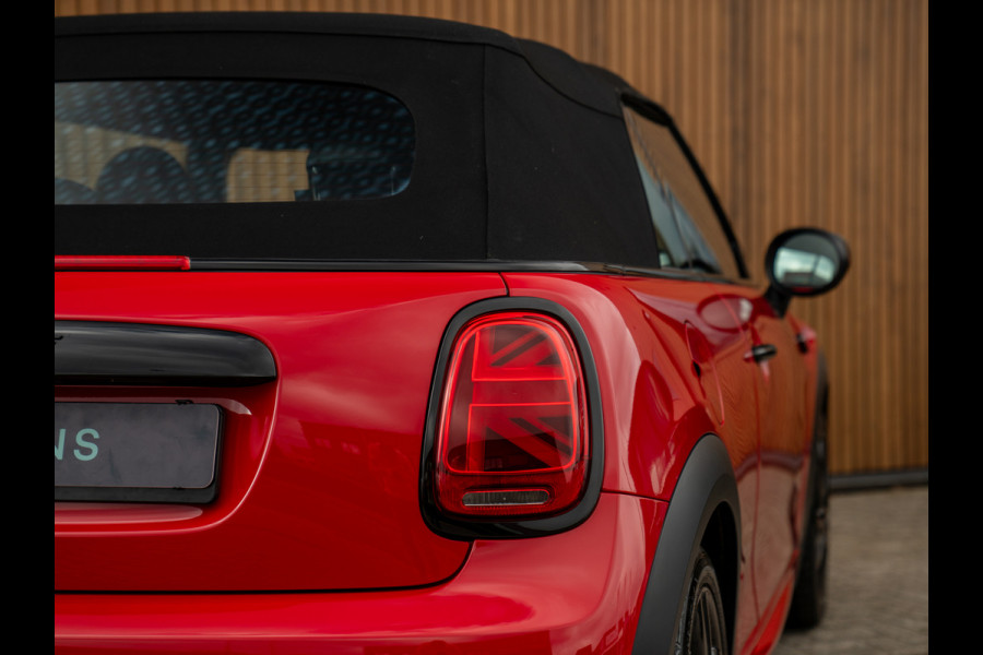 MINI Cabrio 1.5 Cooper Rockingham GT | Alcantara! | JCW Pack | CarPlay | NL-auto