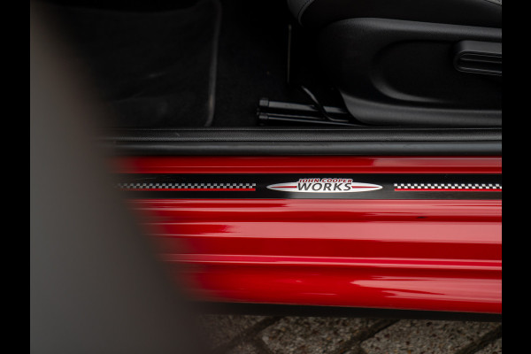 MINI Cabrio 1.5 Cooper Rockingham GT | Alcantara! | JCW Pack | CarPlay | NL-auto