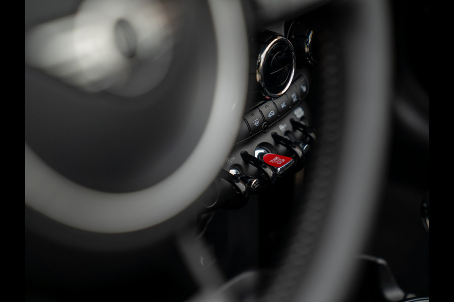 MINI Cabrio 1.5 Cooper Rockingham GT | Alcantara! | JCW Pack | CarPlay | NL-auto