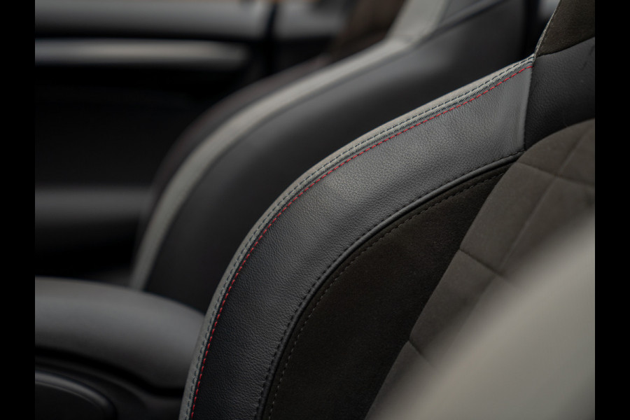 MINI Cabrio 1.5 Cooper Rockingham GT | Alcantara! | JCW Pack | CarPlay | NL-auto