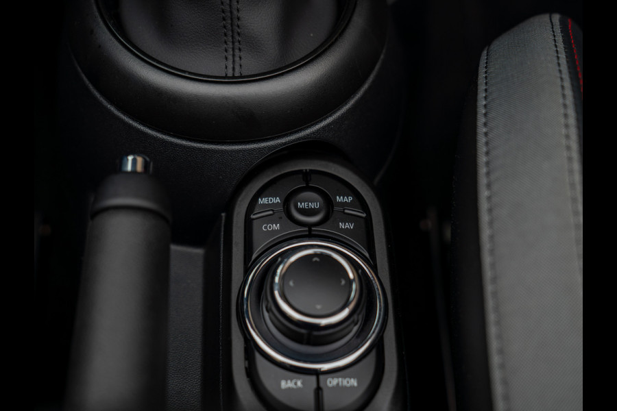 MINI Cabrio 1.5 Cooper Rockingham GT | Alcantara! | JCW Pack | CarPlay | NL-auto
