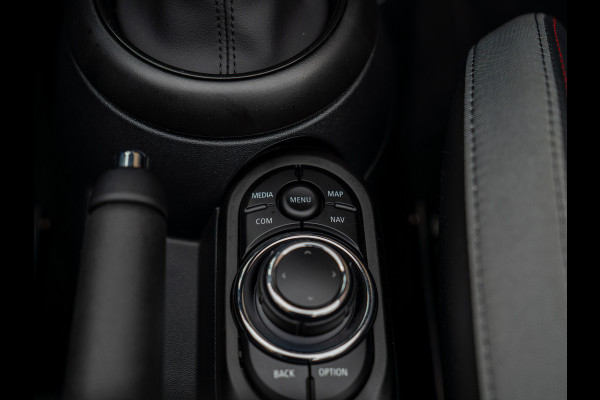 MINI Cabrio 1.5 Cooper Rockingham GT | Alcantara! | JCW Pack | CarPlay | NL-auto