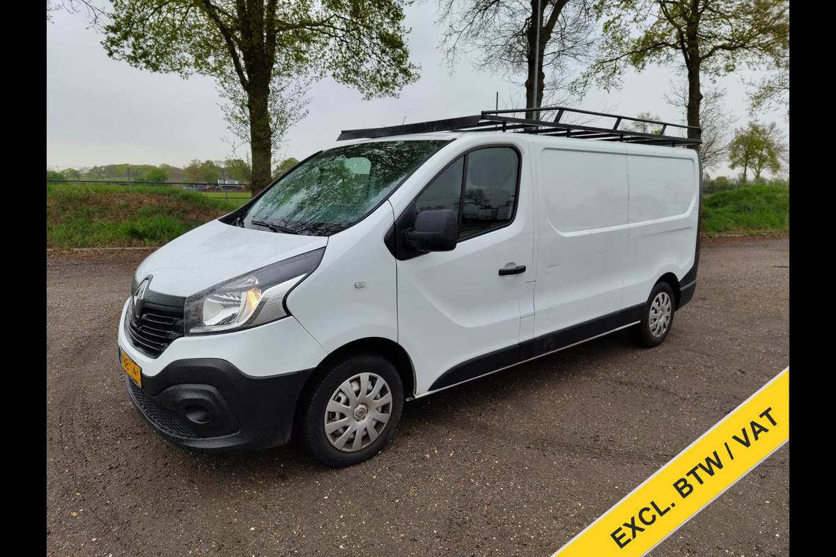 Renault Trafic CDTi L2 3-Pers Navi Airco Trekhaak Cruise Control MultiMedia Comfort Energy Pdc 1.6dCi T29 lengte 2 Imperiaal Betonplexvloer Wandbetimmering Schuifdeur 2.000kg Trekgewicht Euro 6 Renault Trafic CDTi L2 3-Pers Navi Airco Trekhaak Cruise Control MultiMedia Comfort Energy Pdc 1.6dCi T29 lengte 2 Imperiaal Betonplexvloer Wandbetimmering Schuifdeur 2.000kg Trekgewicht Euro 6