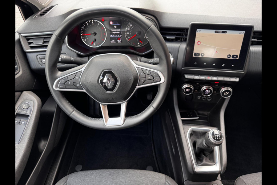 Renault Clio 1.0 TCe / 100 PK / Navigatie / Climate control / Parkeersensoren / Cruise Control / NED-Clio