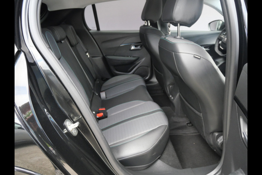 Peugeot e-208 EV ALLURE 50 kWh | LED | HALF-LEER | CRUISE | ALL-SEASON | BTW-AUTO!