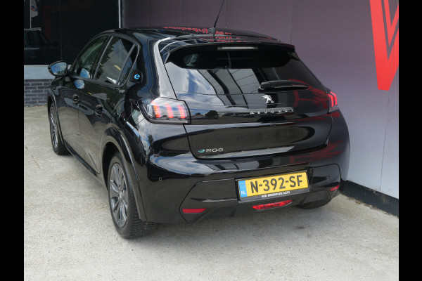 Peugeot e-208 EV ALLURE 50 kWh | LED | HALF-LEER | CRUISE | ALL-SEASON | BTW-AUTO!