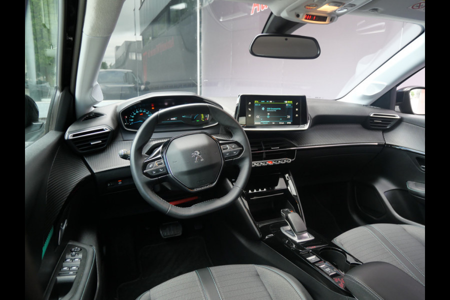 Peugeot e-208 EV ALLURE 50 kWh | LED | HALF-LEER | CRUISE | ALL-SEASON | BTW-AUTO!
