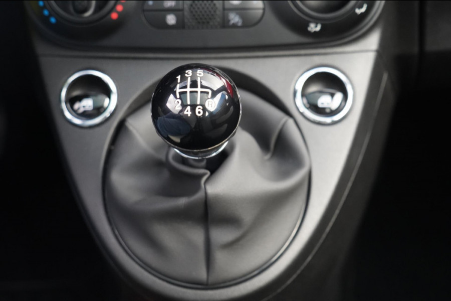 Fiat 500 1.0 Hybrid Dolcevita / NL-Auto / 24dkm NAP / Panoramadak / Airco / Cruise Control