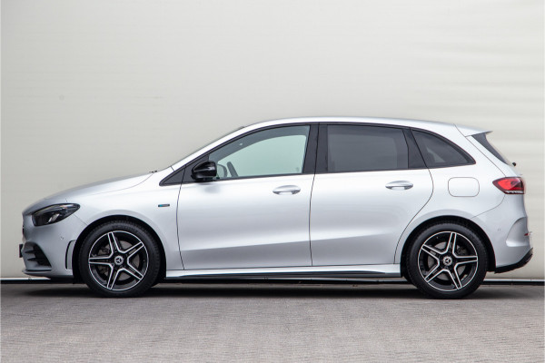 Mercedes-Benz B-Klasse 250 e AMG Nightpack, Widescreen, Sfeerverlichting, Hybrid 2020