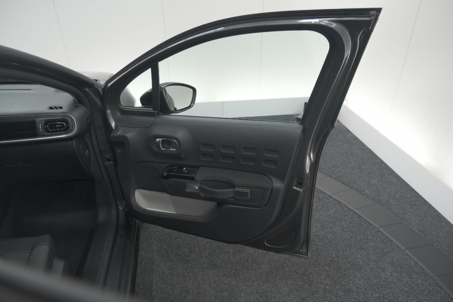 Citroën C3 PureTech 110 EAT6 Max | Apple Carplay | Parkeersensoren | Climate Control | 16 Inch Lichtmetalen Velgen