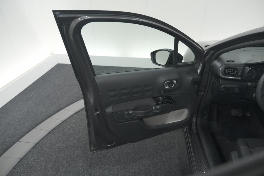 Citroën C3 PureTech 110 EAT6 Max | Apple Carplay | Parkeersensoren | Climate Control | 16 Inch Lichtmetalen Velgen