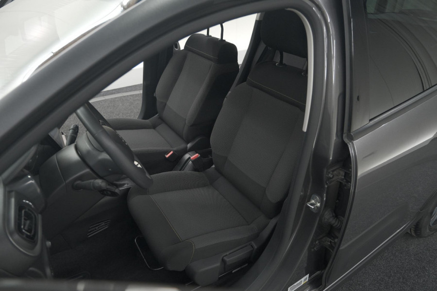 Citroën C3 PureTech 110 EAT6 Max | Apple Carplay | Parkeersensoren | Climate Control | 16 Inch Lichtmetalen Velgen