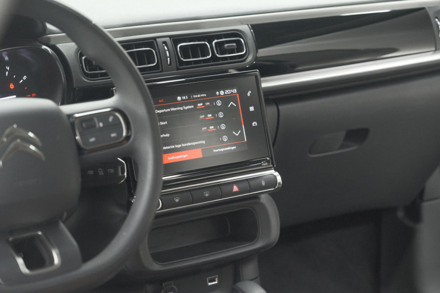 Citroën C3 PureTech 110 EAT6 Max | Apple Carplay | Parkeersensoren | Climate Control | 16 Inch Lichtmetalen Velgen