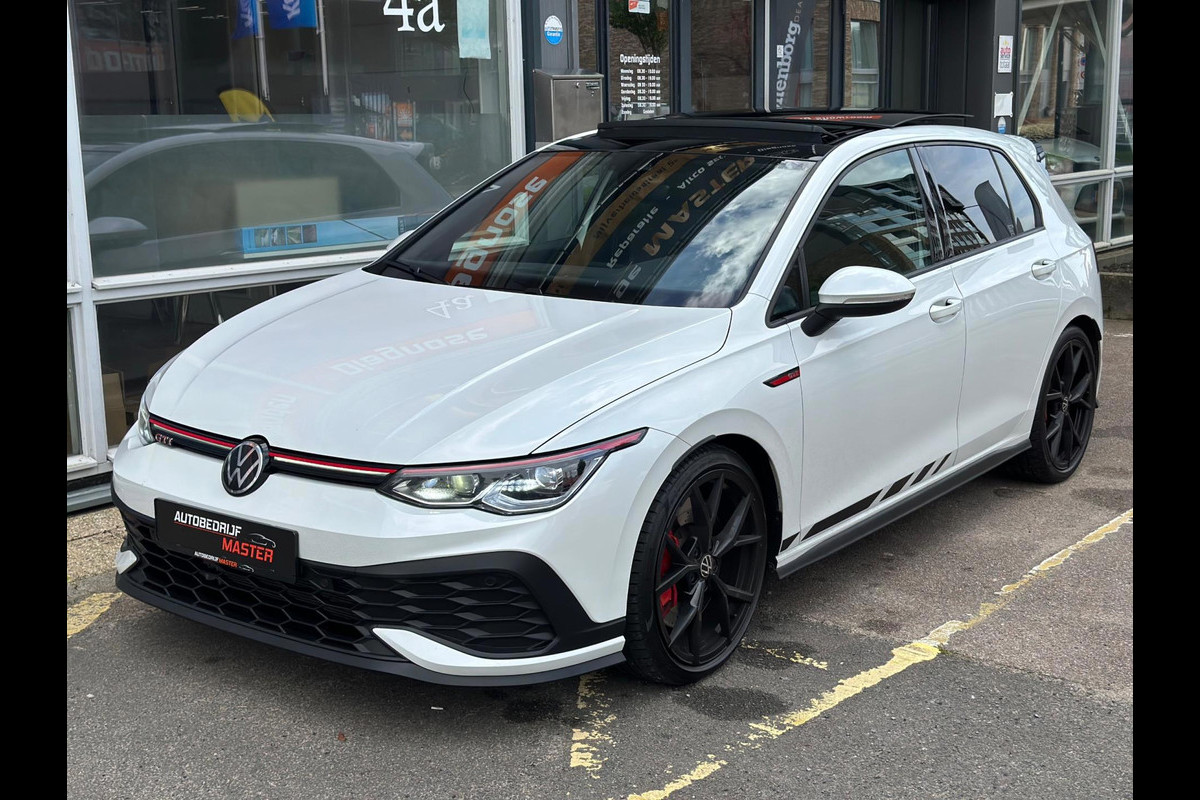 Volkswagen Golf 2.0 TSI GTI Clubsport | Pano | IQ Light | ACC Volkswagen Golf 2.0 TSI GTI Clubsport | Pano | IQ Light | ACC