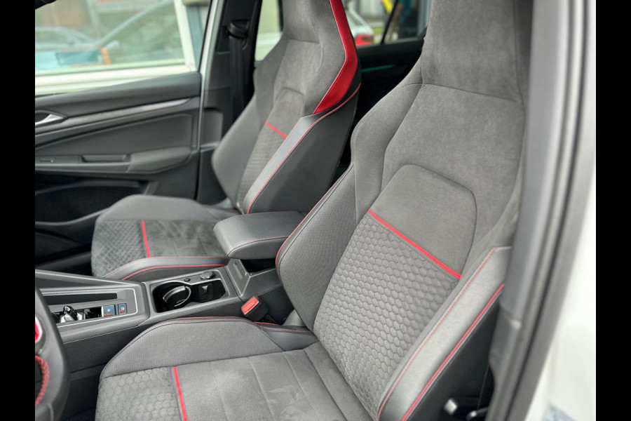 Volkswagen Golf 2.0 TSI GTI Clubsport | Pano | IQ Light | ACC
