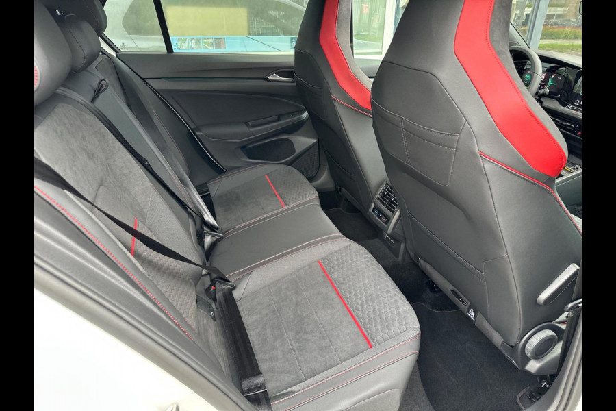 Volkswagen Golf 2.0 TSI GTI Clubsport | Pano | IQ Light | ACC
