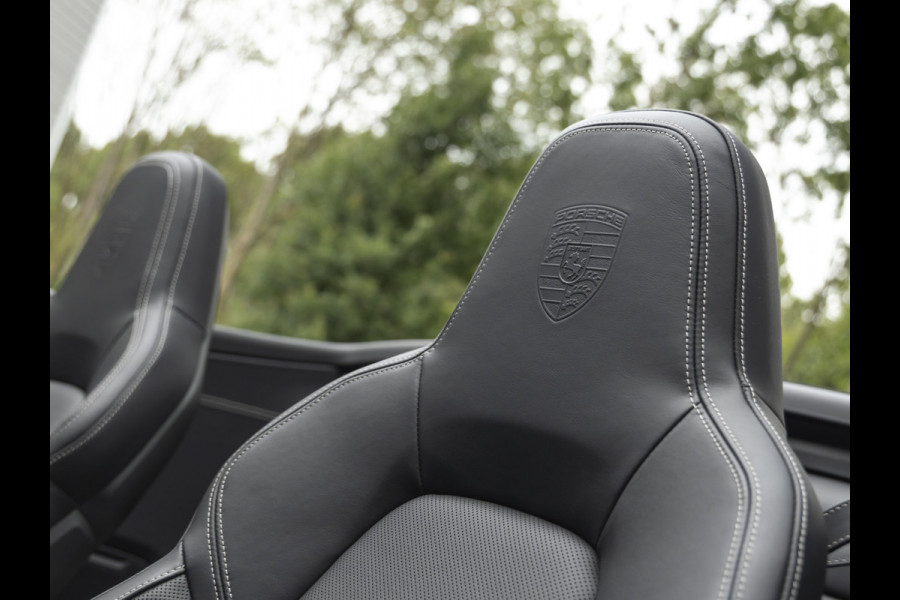 Porsche 911 Cabrio 3.0 Carrera GTS - Sport Design - Stoelventilatie - Bose