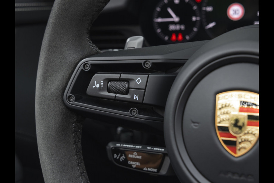 Porsche 911 Cabrio 3.0 Carrera GTS - Sport Design - Stoelventilatie - Bose