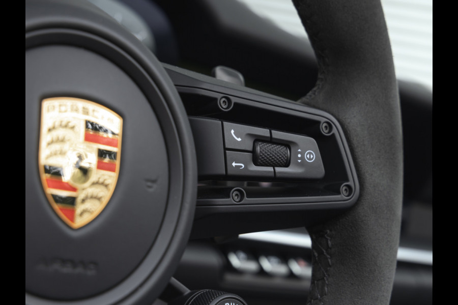 Porsche 911 Cabrio 3.0 Carrera GTS - Sport Design - Stoelventilatie - Bose