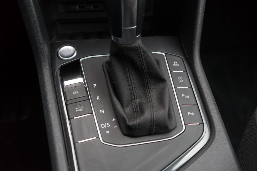 Volkswagen Tiguan Allspace 1.5 TSI Highline / R-line/ Virtual Cockpit/ Adaptive Cruise Control/ Panoramadak/ Trekhaak/ 110kW (150PK)