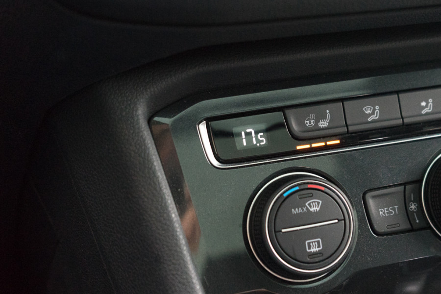 Volkswagen Tiguan Allspace 1.5 TSI Highline / R-line/ Virtual Cockpit/ Adaptive Cruise Control/ Panoramadak/ Trekhaak/ 110kW (150PK)