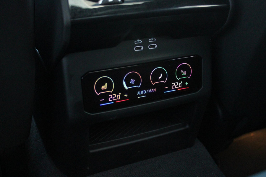 BMW 5 Serie 530e M-SPORT PRO 300PK (nieuw model) | PANORAMA DAK | M-SPORT PAKKET | M-SPORT AERODYNAMICA |  M-SPORT NAPPALEDEREN STUURWIEL MET SPORTBOOST FUNCTIE | BMW SHADOWLINE ADAPTIEVE LED KOPLAMPEN | ELEKTRISCH BEDIENBARE ACHTERKLEP |  BMW INDIVIDIUAL HIGH GLOSS EXTERIEUR RAAMLIJST AFWERKING | BMW LIVE COCKPIT PROFESSIONAL | ELEKTRISCH VERSTELBARE VOORSTOELEN MET VENTILATIE / VERWARMING EN GEHEUGEN OP DE BESTUURDERSSTOEL |  ACHTERBANKVERWARMING | 4-ZONE CLIMATE CONTROL | DONKER GETINTE ACHTERRUITEN | DONKERE HEMELBEKLEDING | DRIVE ASSISTANT | HARMAN KARDON Hi-Fi GELUIDSSYSTEEM