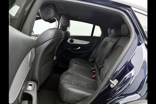 Mercedes-Benz GLC 250 4MATIC Business Solution AMG | Schuif/kanteldak | Treeplanken | 5 spaaks licht metalen velgen | Navigatie Parking support met camera achter | Inclusief 12 Maanden Garantie