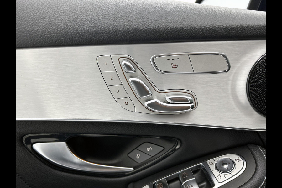 Mercedes-Benz GLC 250 4MATIC Business Solution AMG | Schuif/kanteldak | Treeplanken | 5 spaaks licht metalen velgen | Navigatie Parking support met camera achter | Inclusief 12 Maanden Garantie