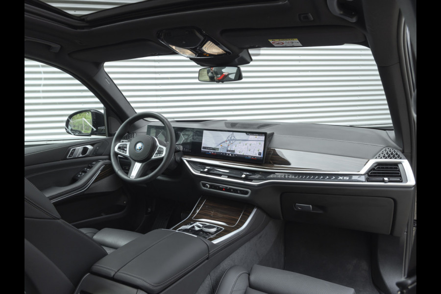 BMW X5 xDrive50e M-Sport - Pano - Trekhaak - Driving Ass Prof - Head-up - Harman Kardon