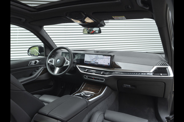 BMW X5 xDrive50e M-Sport - Pano - Trekhaak - Driving Ass Prof - Head-up - Harman Kardon
