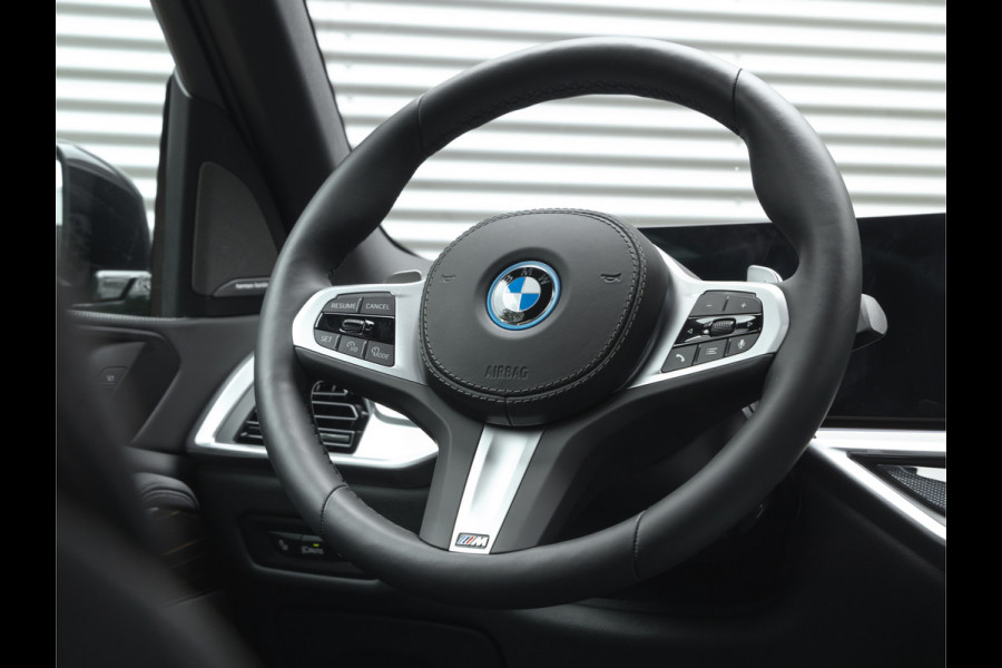 BMW X5 xDrive50e M-Sport - Pano - Trekhaak - Driving Ass Prof - Head-up - Harman Kardon
