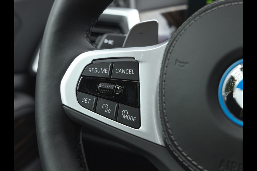 BMW X5 xDrive50e M-Sport - Pano - Trekhaak - Driving Ass Prof - Head-up - Harman Kardon