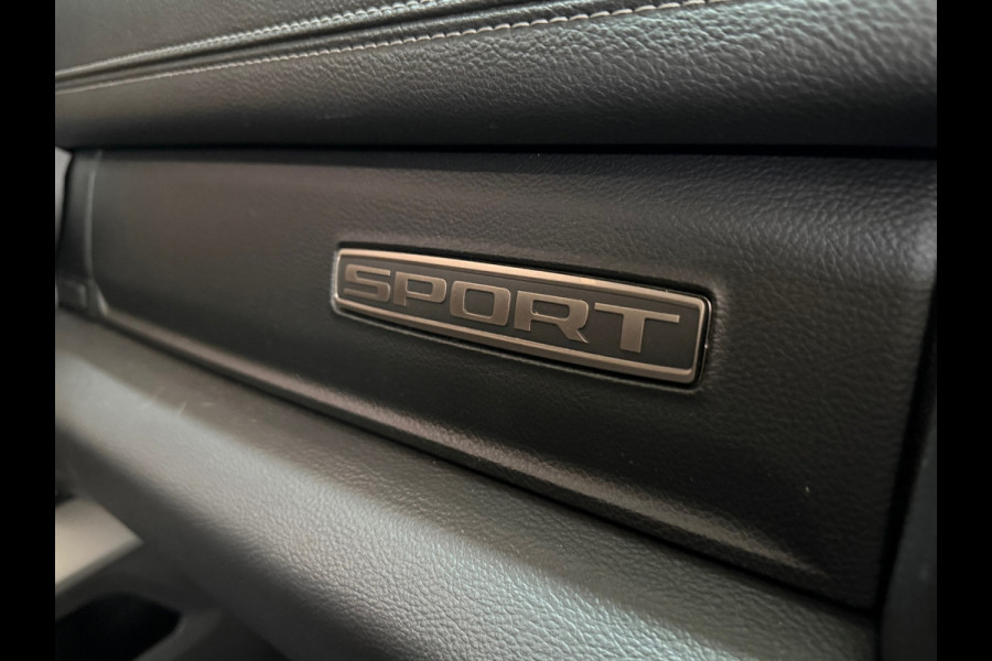 Dodge Ram 1500 5.7 V8 4x4 Crew Cab Sport | Full BLACK | Camera | ALPINE | Soft Cover | Apple Carplay | Cruise |
