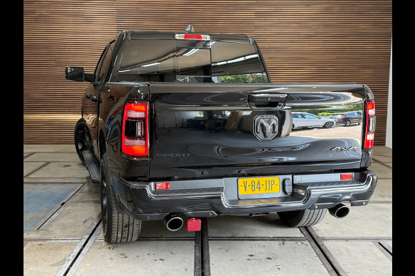 Dodge Ram 1500 5.7 V8 4x4 Crew Cab Sport | Full BLACK | Camera | ALPINE | Soft Cover | Apple Carplay | Cruise |