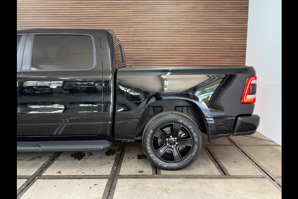 Dodge Ram 1500 5.7 V8 4x4 Crew Cab Sport | Full BLACK | Camera | ALPINE | Soft Cover | Apple Carplay | Cruise |