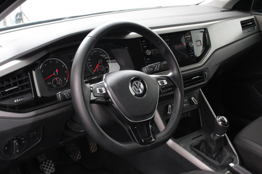 Volkswagen Polo 1.0 MPI Comfortline | DEMO ! | Navigatie | Apple Carplay/Android Auto | Lichtmetalen velgen | Cruise Control