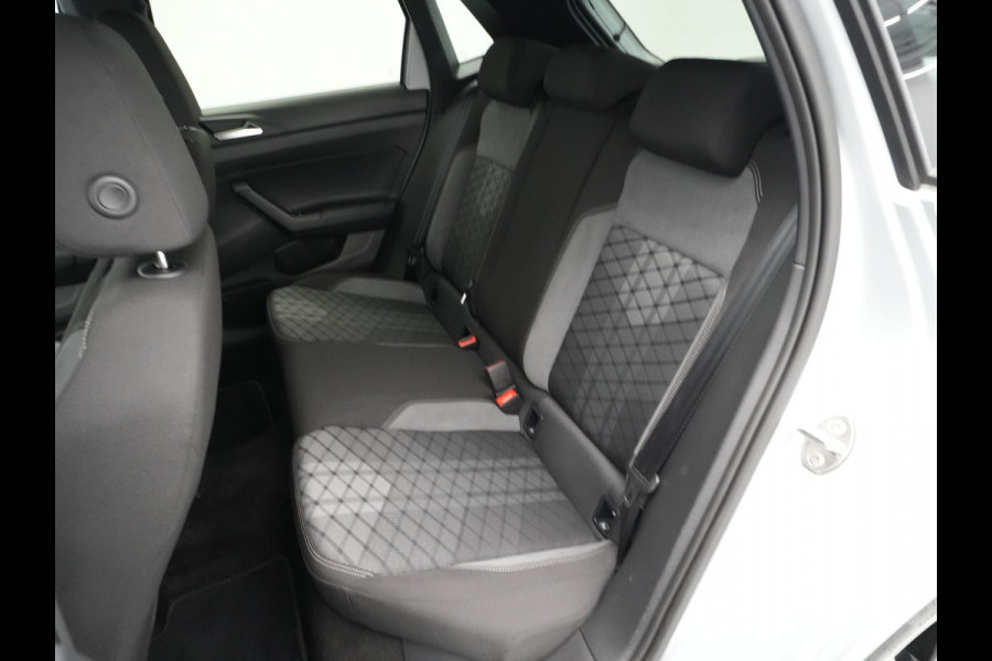 Volkswagen Polo 1.0 TSI 95pk DSG R-Line Navi via App Clima Pdc Lm Velgen 113