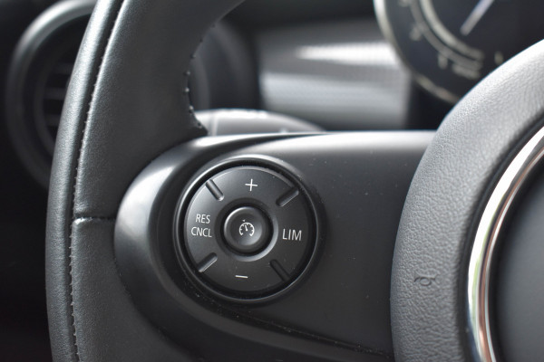 MINI Mini 1.5 Cooper Chili | XENON | CARPLAY | NAVI | KEYLESS | 1e EIGENAAR | NL AUTO