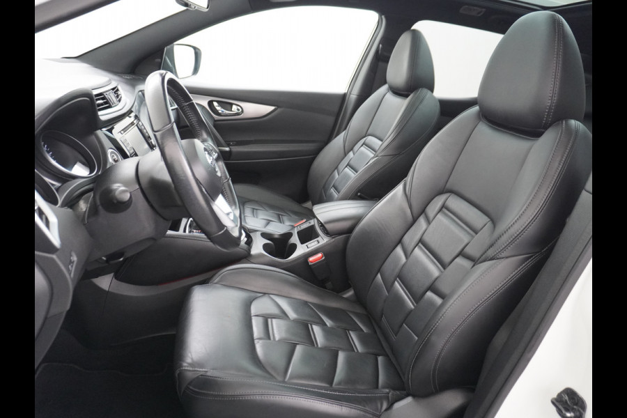 Nissan QASHQAI 116pk Tekna+ Aut. Bose Pano.dak Leer+Elektr.+Mem-Stoel 360Camera Keyless ZwarteHemel Lane-dep. Parkeerhulp Navi Usb Elek.Stoelen Bordherk. Verw.Voorruit Led Stoelverw. Bluetooth Isofix Led Regensensor Aut.Verlichting Ecc Mistlampen 19''LM Dealer Onderhouden € 38.500,- nieuw