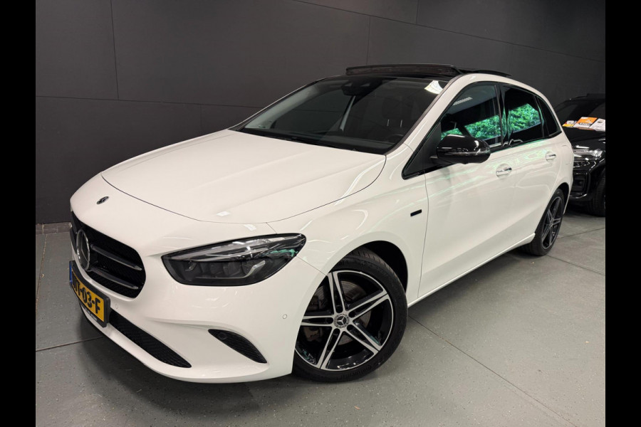 Mercedes-Benz B-Klasse 250 e Business Solution PANO/SFEERVERL/BURMESTER/V-COCKPIT/DAB/CARPLAY/CAM///