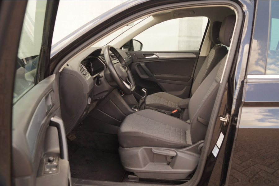 Volkswagen Tiguan 1.5 TSI Life Business -LED-ECC-ECC-PDC-