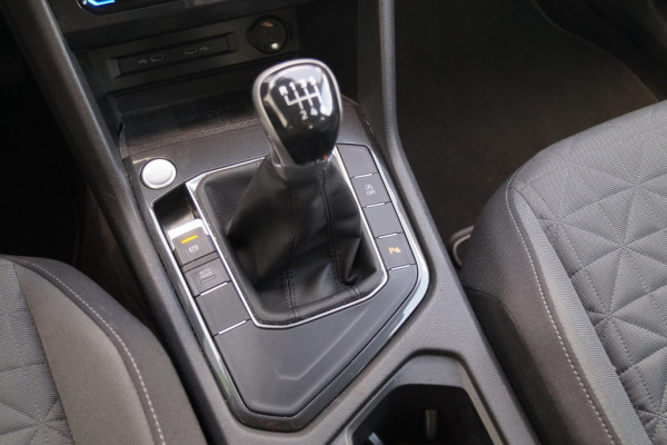 Volkswagen Tiguan 1.5 TSI Life Business -LED-ECC-ECC-PDC-