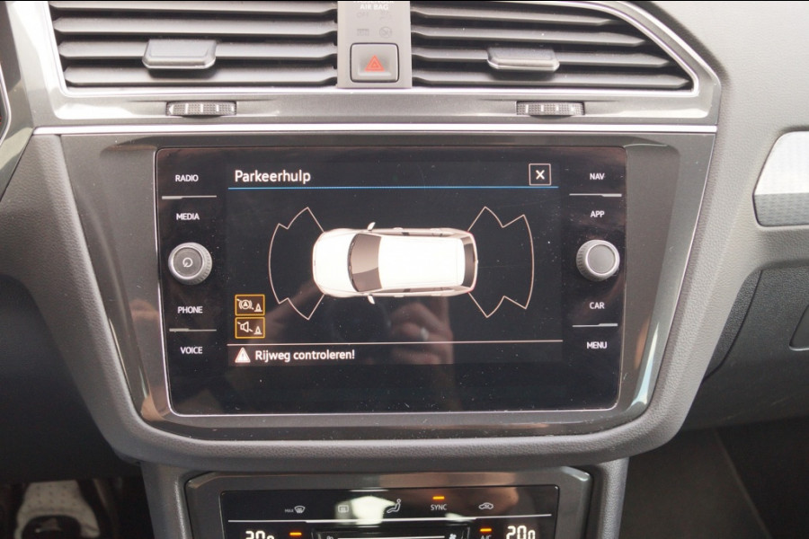 Volkswagen Tiguan 1.5 TSI Life Business -LED-ECC-ECC-PDC-