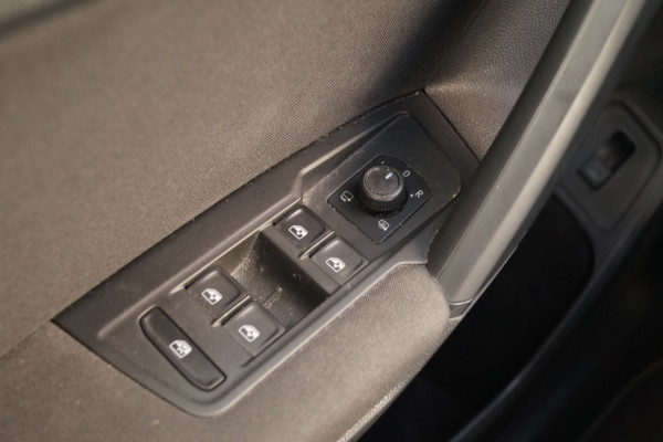 Volkswagen Tiguan 1.5 TSI Life Business -LED-ECC-ECC-PDC-