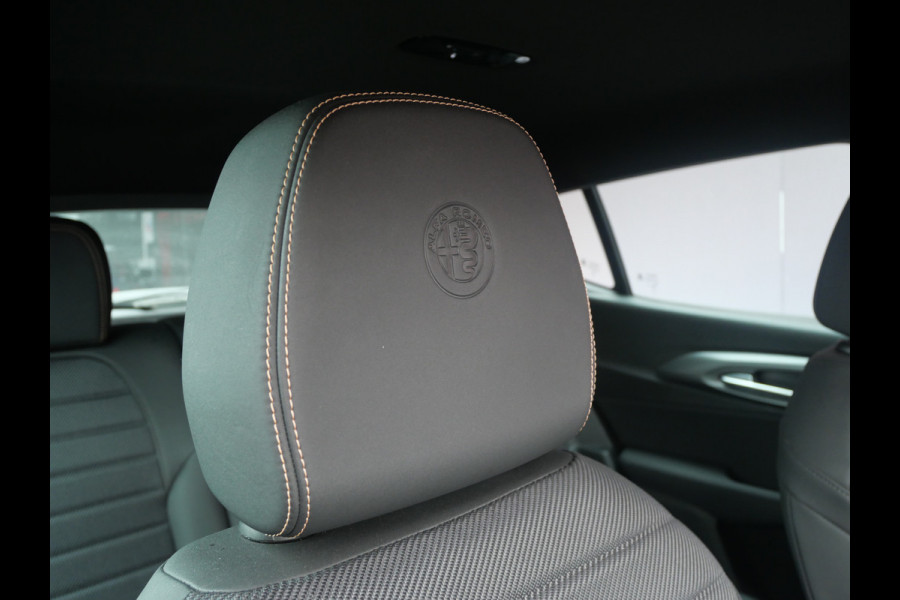 Alfa Romeo Tonale 1.3T PHEV Ti | A.C.C. | LED | ELEK KLEP | CAMERA | 280 PK | BTW-AUTO!!