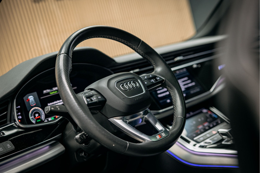 Audi Q8 55 TFSI e quattro Pro Line Advanced Volle Q8 Met RSQ8 optic 23"