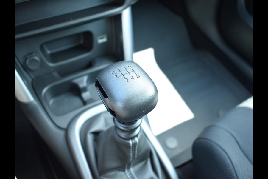 Citroën C3 Aircross 1.2 PureTech S&S Shine SCHUIF - KANTELDAK |