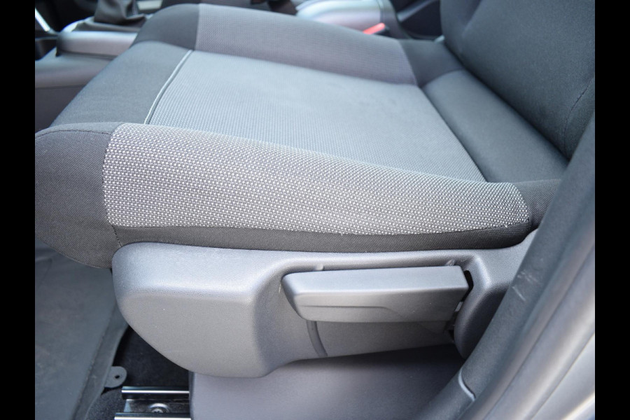 Citroën C3 Aircross 1.2 PureTech S&S Shine SCHUIF - KANTELDAK |