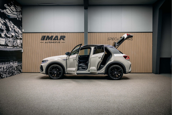 Volkswagen T-Roc 1.5 TSI R-Line Edition Vol uitgevoerde T-roc R-line
